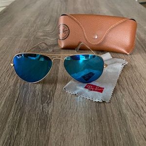 Polarized blue lens ray ban aviators